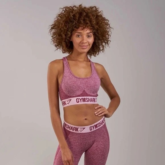 Gymshark Pants - Gymshark Sports Bra & Leggings Set - Pink woman size S